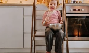 Montesori nameštaj: zašto je važno razvijati ne samo finu, već i grubu motoriku